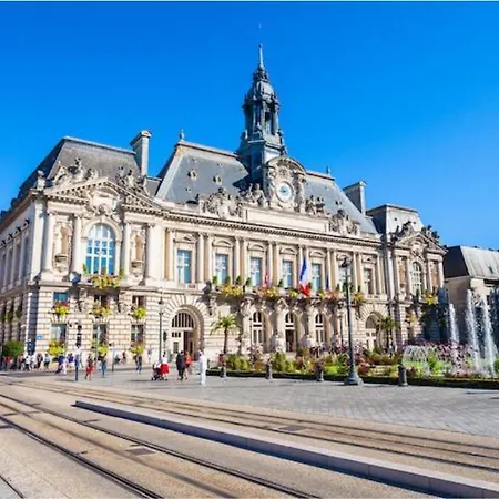 Rousseau - Centre 5 Minutes Gare Апартаменты