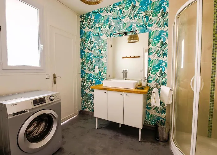 Rousseau - Centre 5 Minutes Gare تور