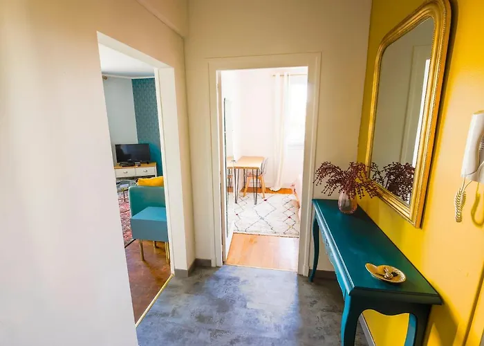 Rousseau - Centre 5 Minutes Gare * تور